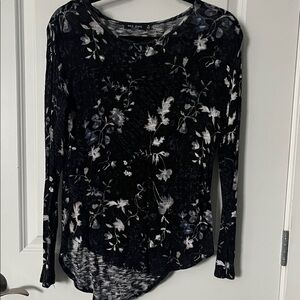 Max Jeans Black and White Floral Long Sleeve Top